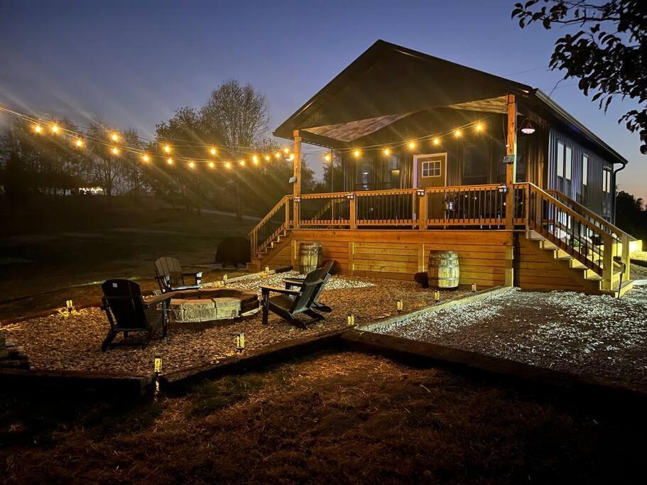 Bourbon Barrel Cottages #2 Of 5 On Kentucky Trail Lawrenceburg Exterior foto